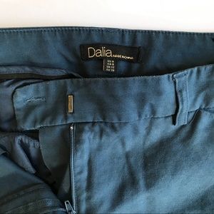 Dalia Size 8 Teal Trousers
